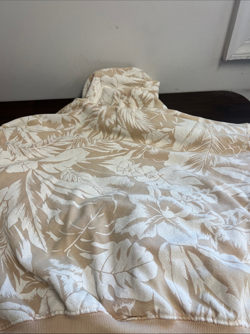 Billabong Beige and White Floral Pullover Hoodie - Picture 4 of 4